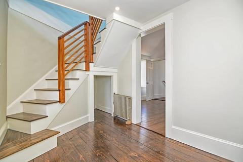137 Prospect St, Gloucester, MA 01930 photo 16