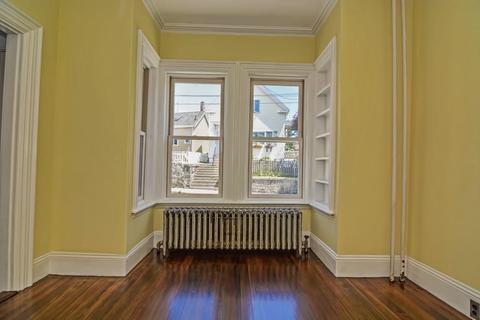 137 Prospect St, Gloucester, MA 01930 photo 5