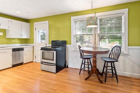42 Spring St, Wakefield, MA 01880 photo 13