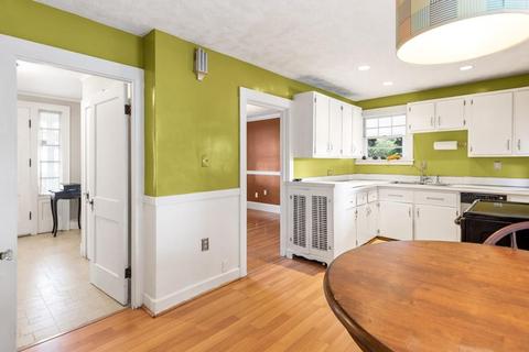 42 Spring St, Wakefield, MA 01880 photo 15