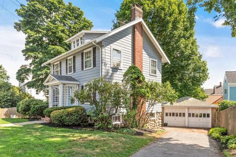 42 Spring St, Wakefield, MA 01880 photo 3