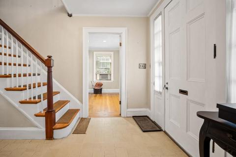 42 Spring St, Wakefield, MA 01880 photo 4