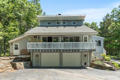 14 Pine Ridge Dr, Ayer, MA 01432 photo 1