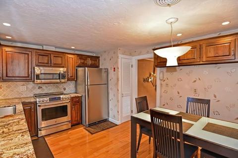 199 Colwell Dr, Dedham, MA 02026 photo 8