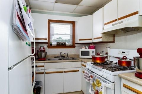 610 County St, Fall River, MA 02723 photo 18