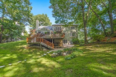 57 Hammersmith Dr, Saugus, MA 01906 photo 2