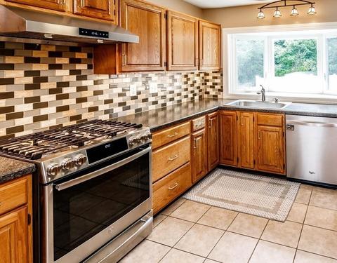 24 Pleasant St, Upton, MA 01568 photo 10