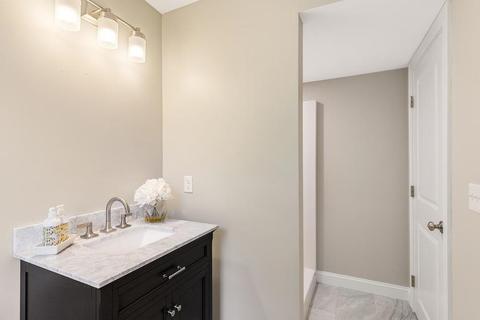 65 Longfellow Rd, Reading, MA 01867 photo 24
