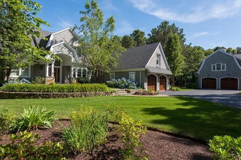 342 Monomoscoy Rd, Mashpee, MA 02649 photo 1