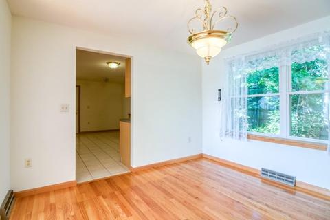 14 Pheasant Dr, Springfield, MA 01119 photo 11