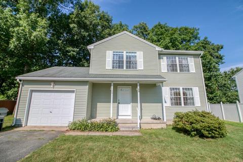 14 Pheasant Dr, Springfield, MA 01119 photo 1