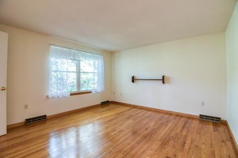 14 Pheasant Dr, Springfield, MA 01119 photo 18