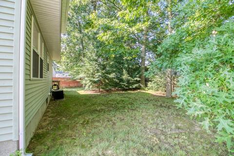 14 Pheasant Dr, Springfield, MA 01119 photo 24