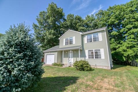14 Pheasant Dr, Springfield, MA 01119 photo 3