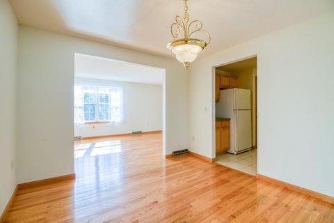 14 Pheasant Dr, Springfield, MA 01119 photo 10