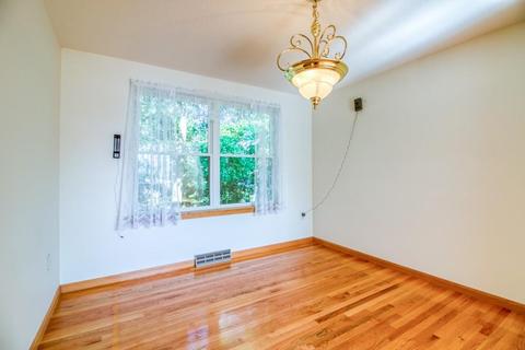 14 Pheasant Dr, Springfield, MA 01119 photo 9