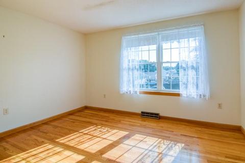 14 Pheasant Dr, Springfield, MA 01119 photo 20