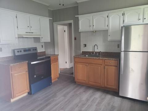 46 Beauregard St, Springfield, MA 01151 photo 2