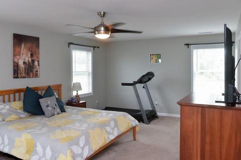 146 Naismith St, Springfield, MA 01104 photo 13