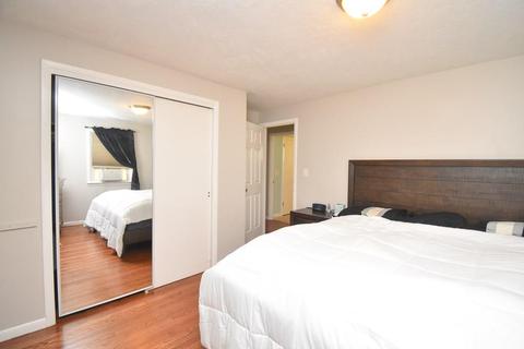 32 Garcia St, Springfield, MA 01129 photo 13