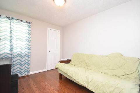 32 Garcia St, Springfield, MA 01129 photo 11