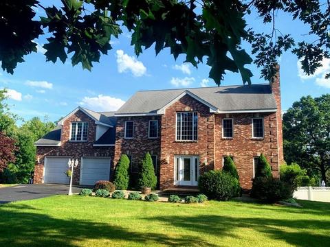 254 Mendon Rd, Sutton, MA 01590 photo 1
