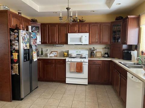 489 Lindsey St, Fall River, MA 02720 photo 6