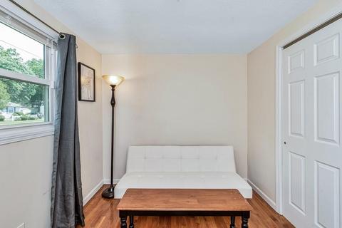 92 Louis Rd, Springfield, MA 01118 photo 16