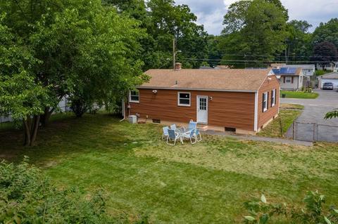 92 Louis Rd, Springfield, MA 01118 photo 19