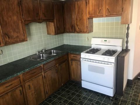 102 Earle St, Fall River, MA 02723 photo 8