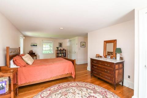 3 Emerald St, Hingham, MA 02043 photo 9