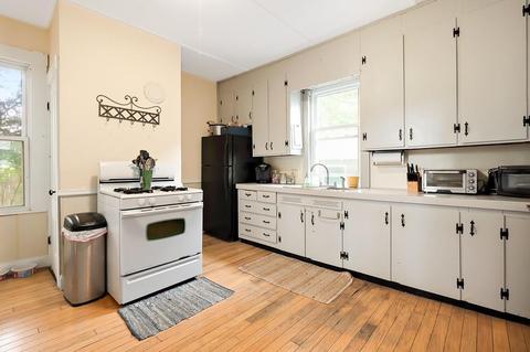 34 Central St, Beverly, MA 01915 photo 9