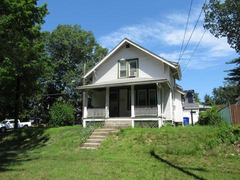104 Rollins St, Springfield, MA 01109 photo 1