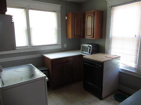 104 Rollins St, Springfield, MA 01109 photo 17