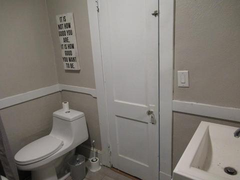 104 Rollins St, Springfield, MA 01109 photo 12