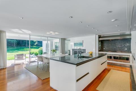 33 Juniper Rd, Weston, MA 02493 photo 9