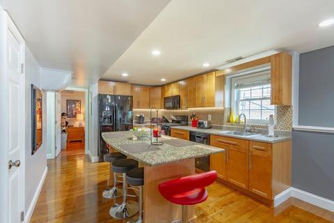 57 Florence St, Fall River, MA 02720 photo 32