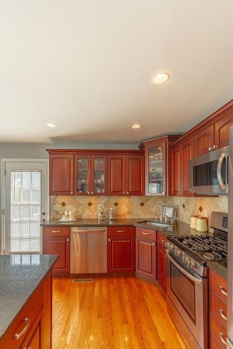 57 Florence St, Fall River, MA 02720 photo 7
