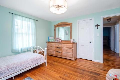 15 Redstone Dr, Springfield, MA 01118 photo 26