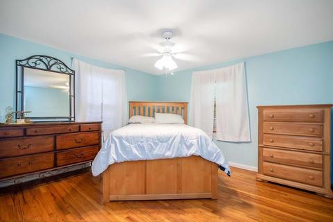 15 Redstone Dr, Springfield, MA 01118 photo 21