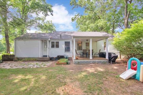 15 Redstone Dr, Springfield, MA 01118 photo 34