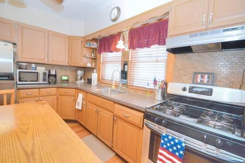 10 Oak Ter, Everett, MA 02149 photo 8