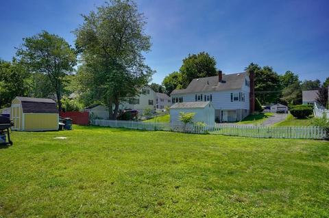 21 Brian Rd, Lowell, MA 01850 photo 2