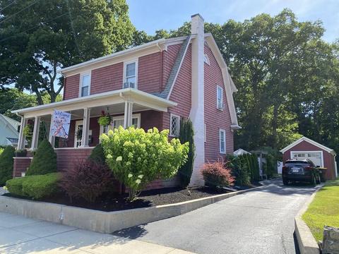 57 Wingold St, Fall River, MA 02720 photo 3