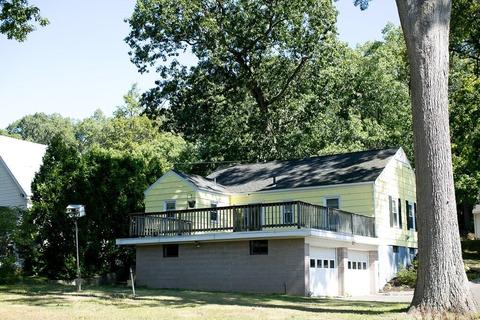 280 Harkness Ave, Springfield, MA 01118 photo 6