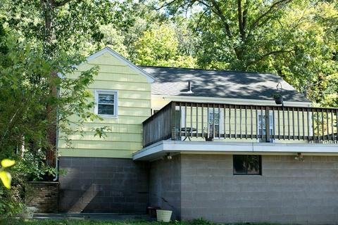280 Harkness Ave, Springfield, MA 01118 photo 7