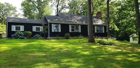 33 Newton Rd, Springfield, MA 01118 photo 1