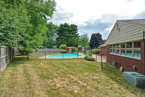 60 Cunningham Rd, Dedham, MA 02026 photo 4