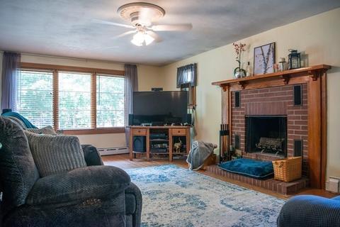 672 E Main St, Chicopee, MA 01020 photo 16
