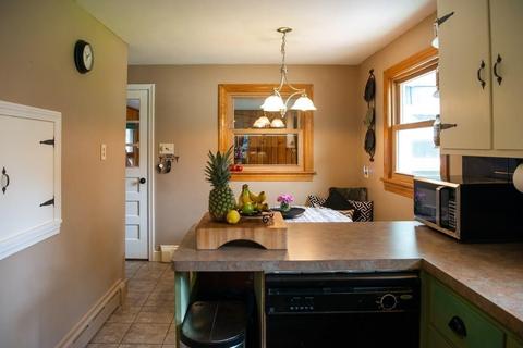 672 E Main St, Chicopee, MA 01020 photo 9